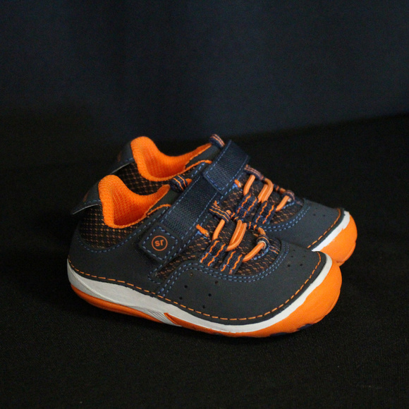 Stride Rite Other - NIB Boy's 4 1/2M Stride Rite Sneakers